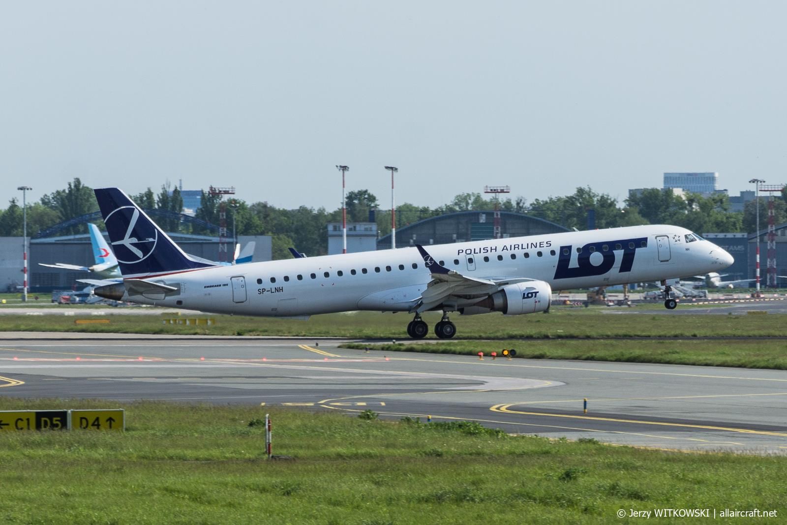 SP-LNH (19000239) Embraer 190-200IGW