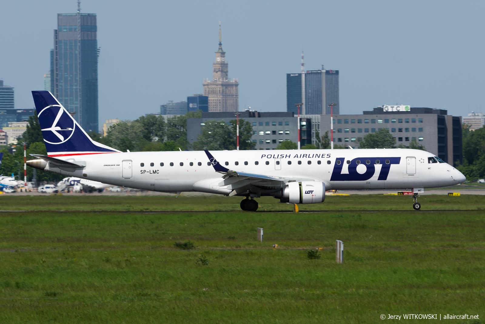 SP-LMC · Embraer 190-100STD · (WAW / EPWA)