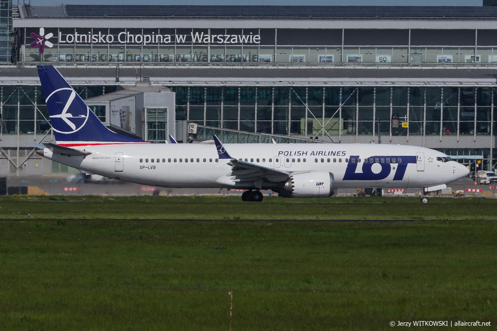 SP-LVB (64068) 2017 Boeing 737-8 MAX