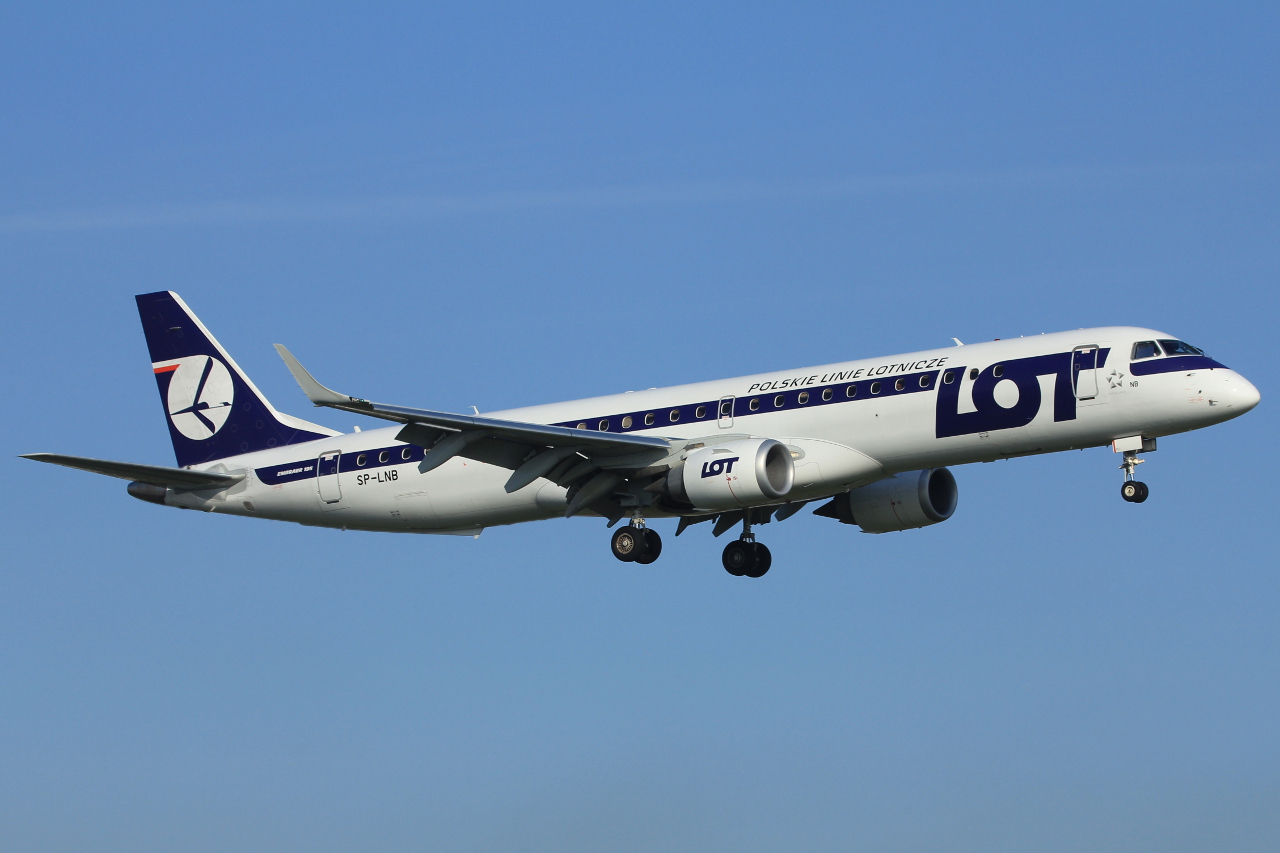 SP-LNB (19000444) Embraer 190-200LR