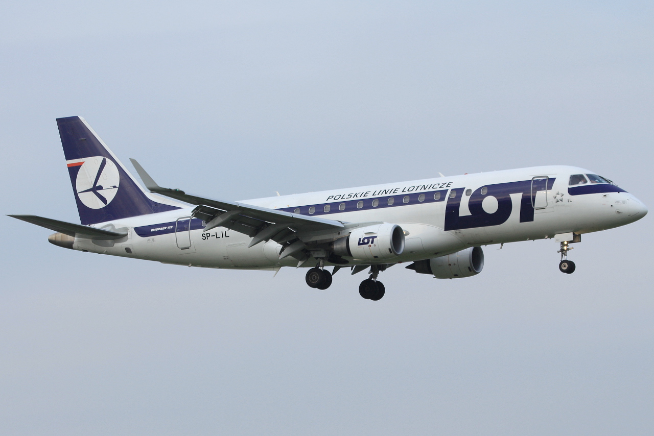 SP-LIL · Embraer 170-200LR · (WAW / EPWA)