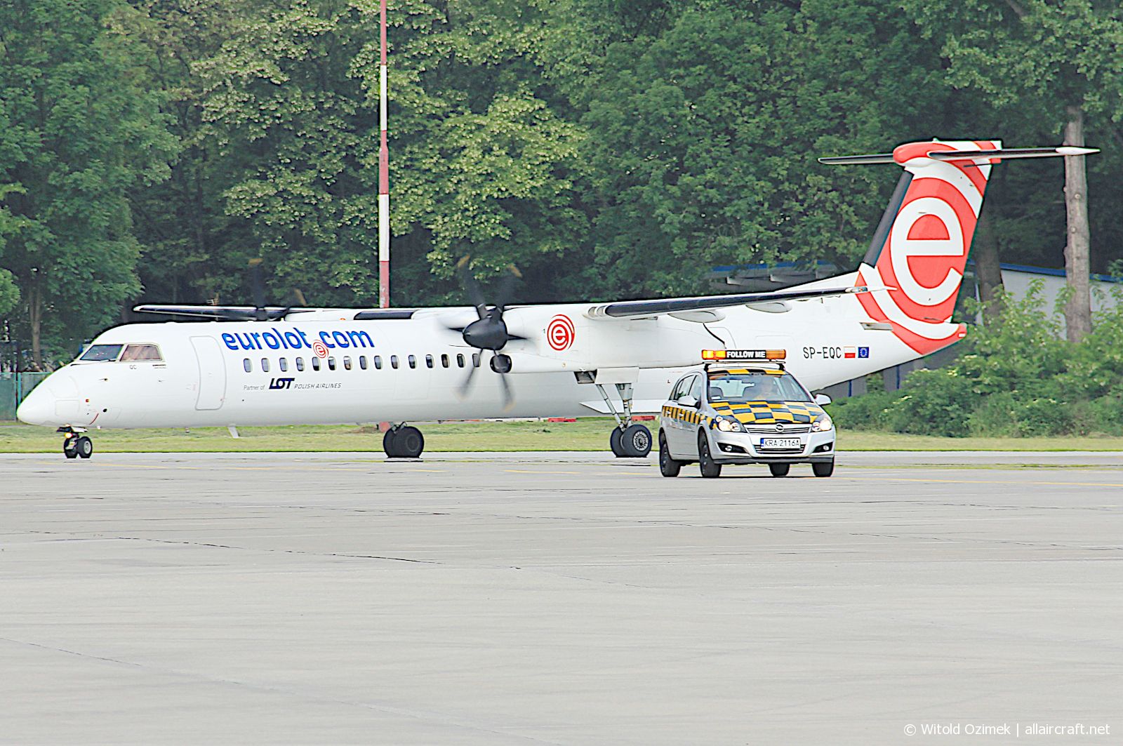 SP-EQC · Bombardier Dash 8-Q402 · (KRK / EPKK)