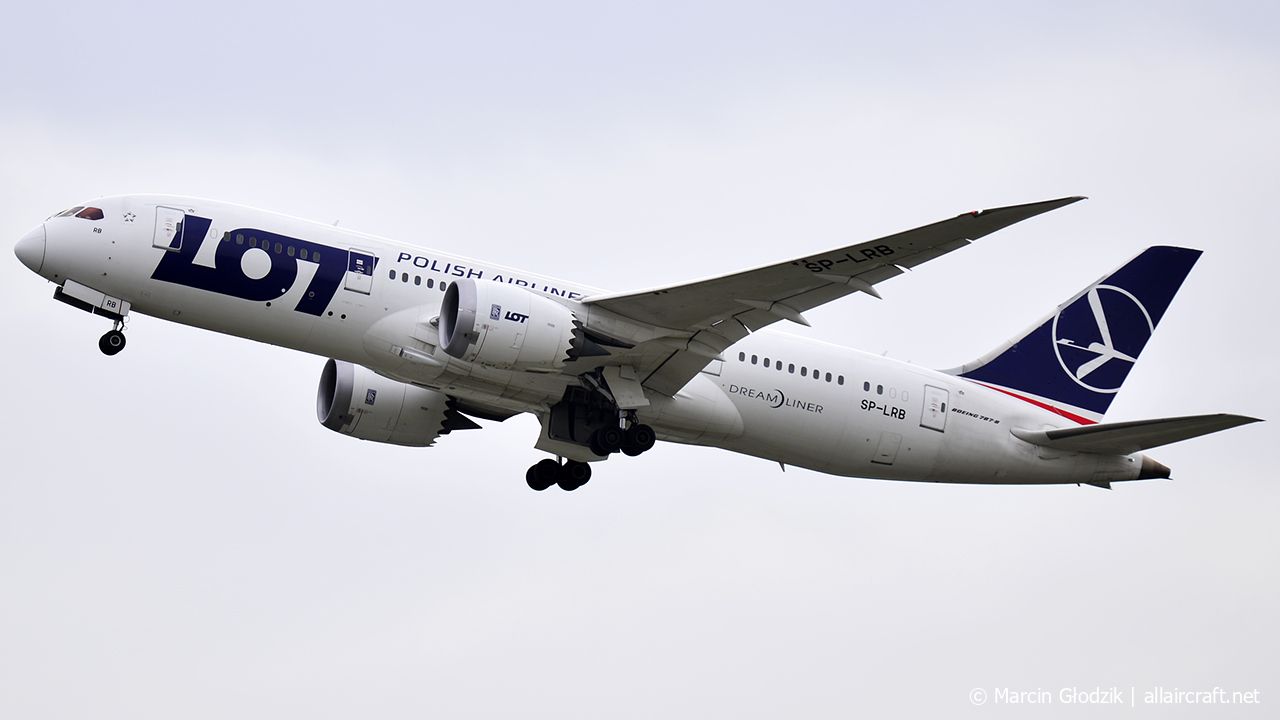 SP-LRB (37894) 2012 Boeing 787-8 Dreamliner