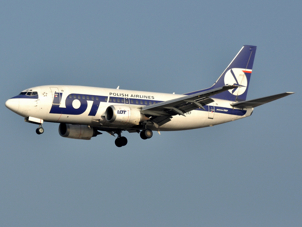 SP-LKF (27368) 1994 Boeing 737-55D