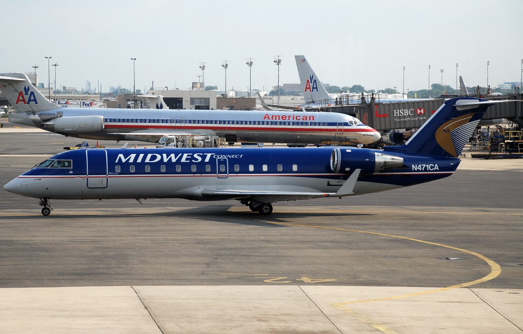 N471CA (7655) 2002 Bombardier CRJ-200ER