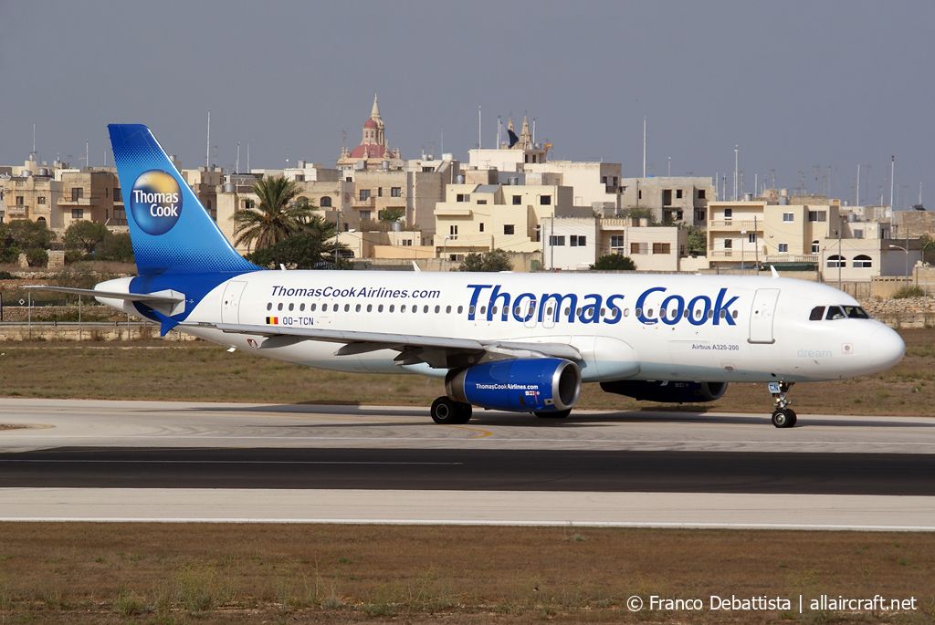 OO-TCN (425) 1993 Airbus A320-232