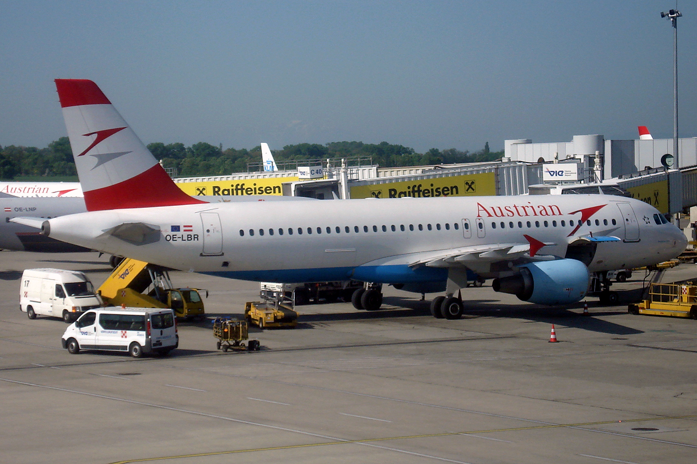 OE-LBR, (cn 1150), Airbus A320-214