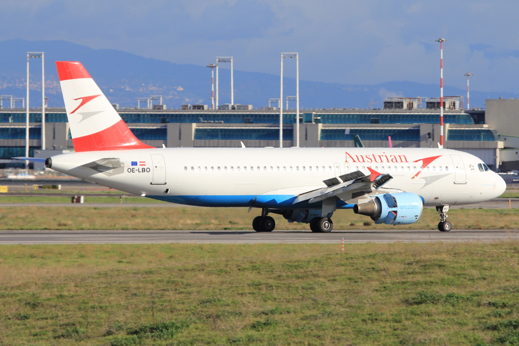 OE-LBO · Airbus A320-214 · (FCO / LIRF)