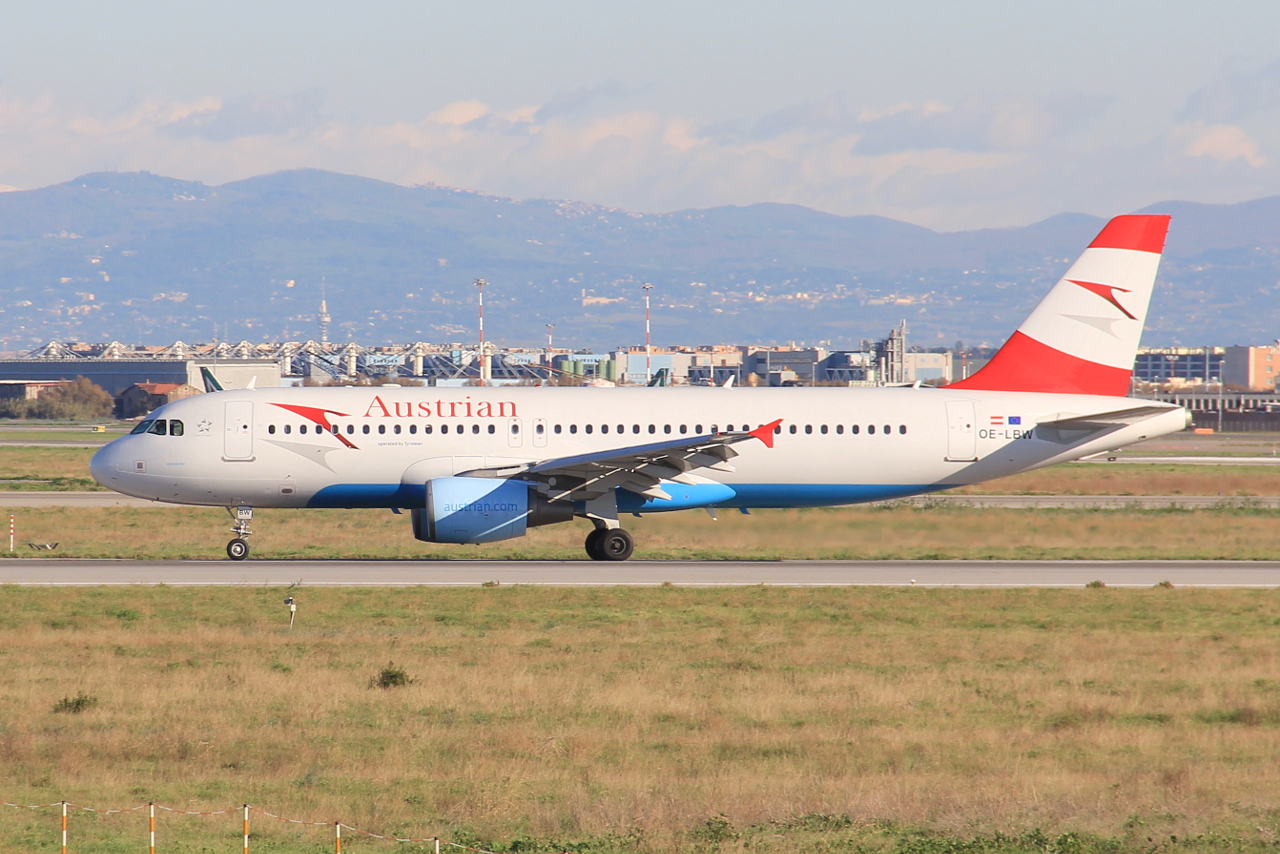 OE-LBW, (cn 1678), Airbus A320-214