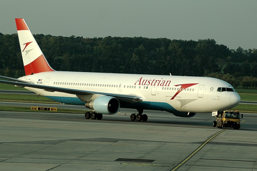 OE-LAW · Boeing 767-3Z9/ER · (VIE / LOWW)