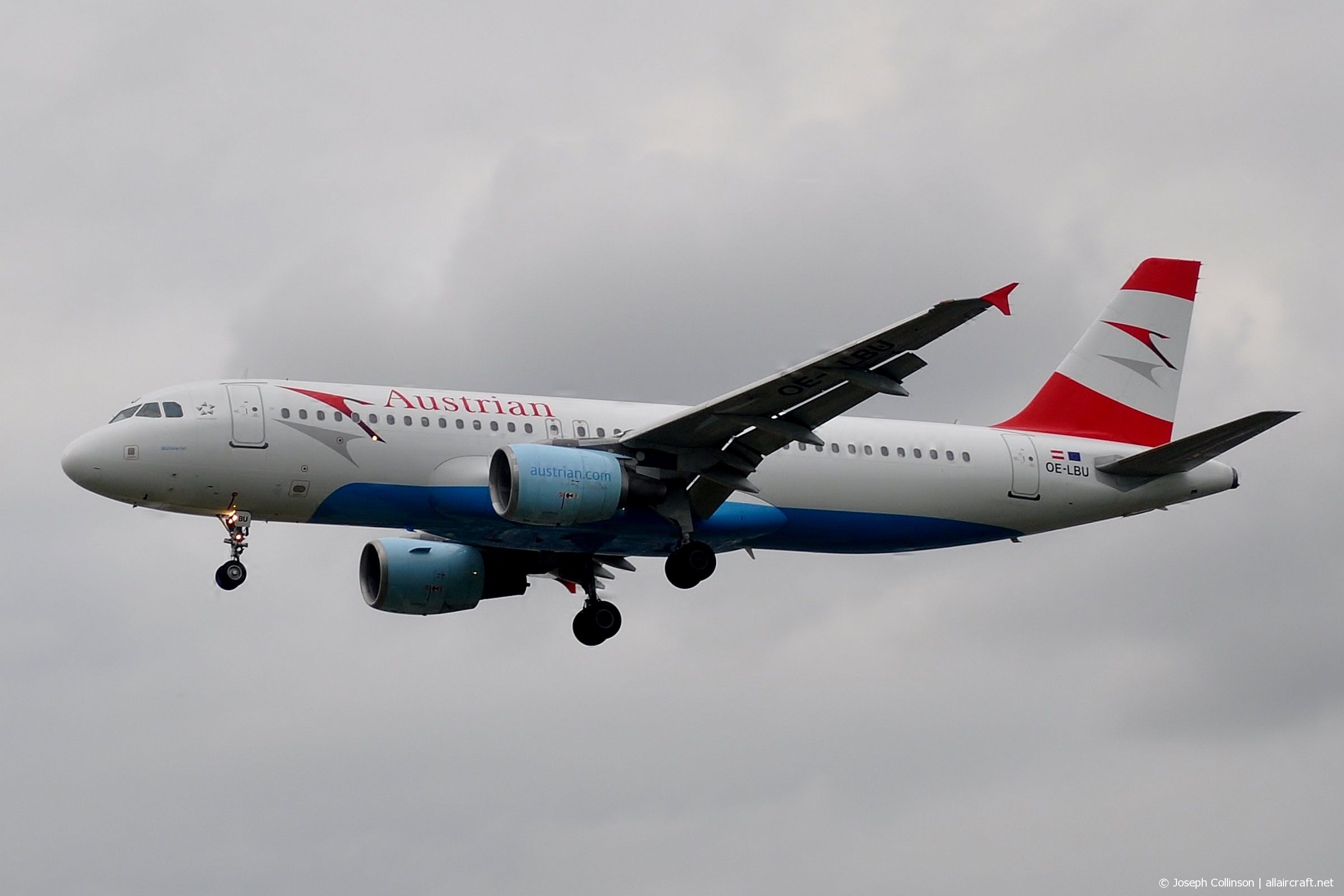 OE-LBU · Airbus A320-214 · (LHR / EGLL)