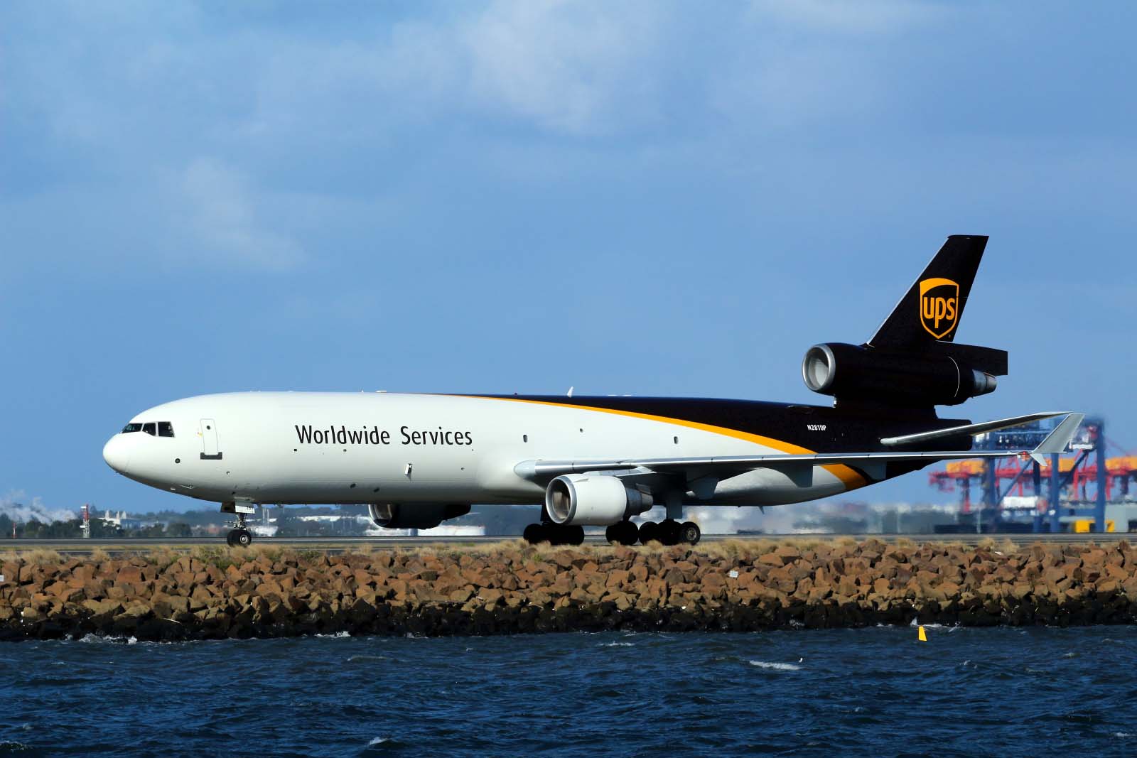 N281UP (48538) 1993 McDonnell Douglas MD-11(F)