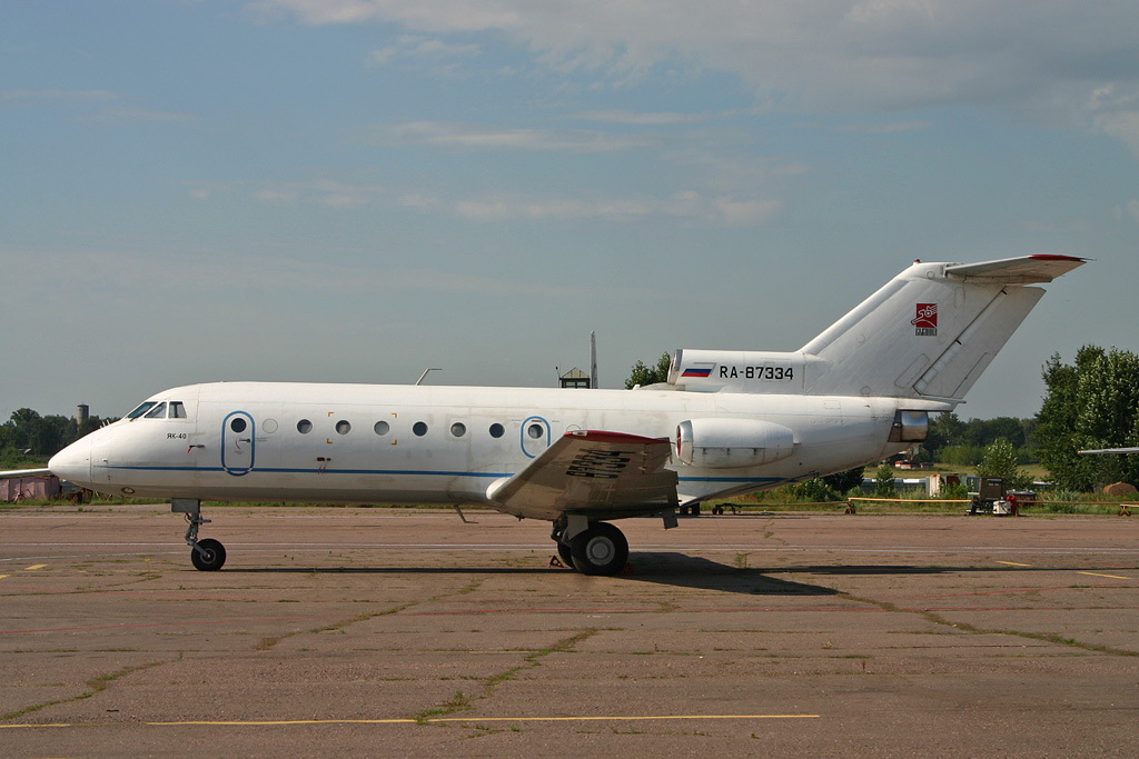 RA-87334 · Yakovlev Yak-40 · (BKA / UUBB)
