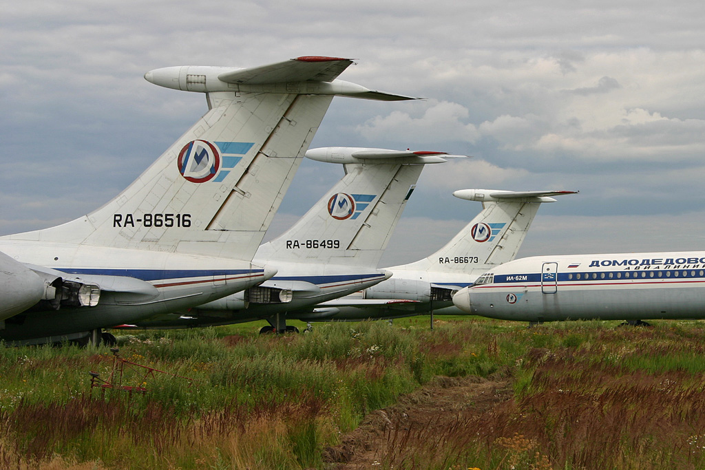RA-86516 · Ilyushin Il-62M · (DME / UUDD)