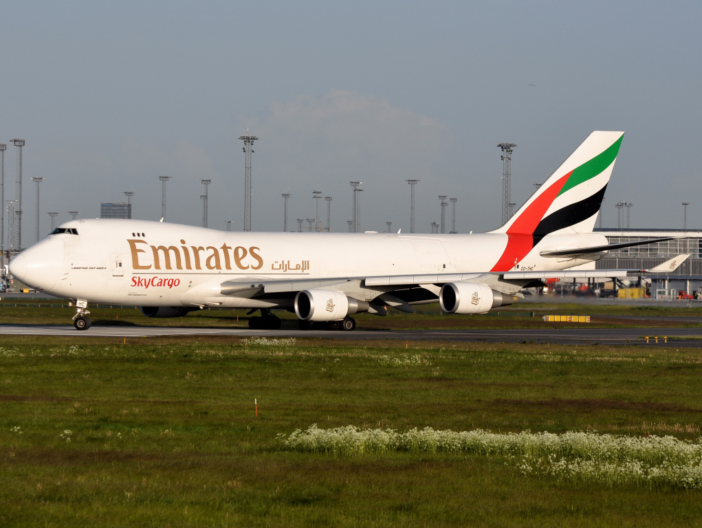 OO-THC (35235) 2007 Boeing 747-4HAF(ER)
