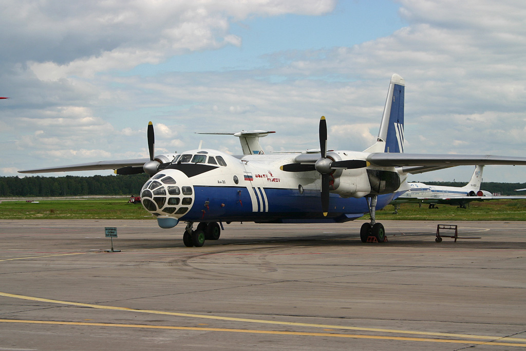 RA-30024 · Antonov An-30 · (DME / UUDD)