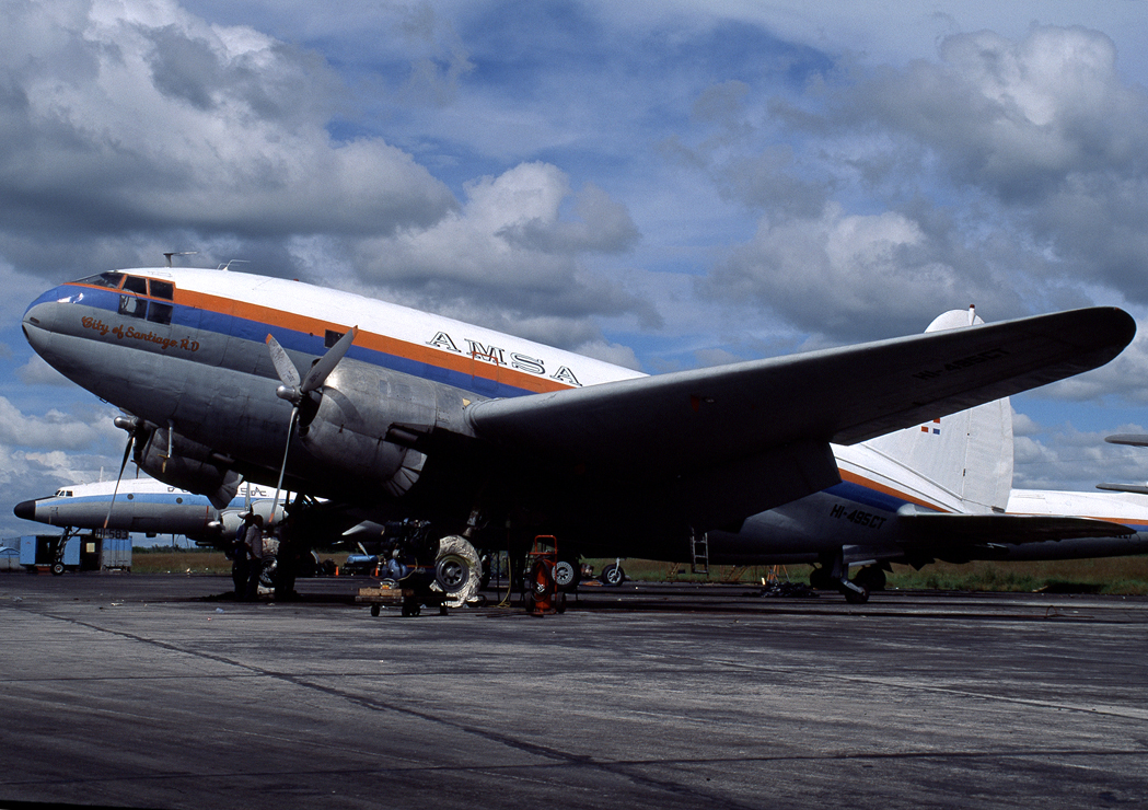 HI-495CT · Curtiss C-46A Commando · (SDQ / MDSD)