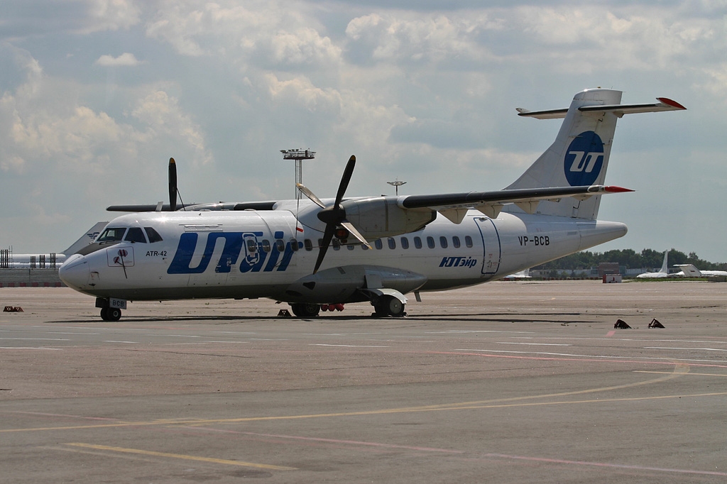 VP-BCB (054) 1987 ATR-42-300