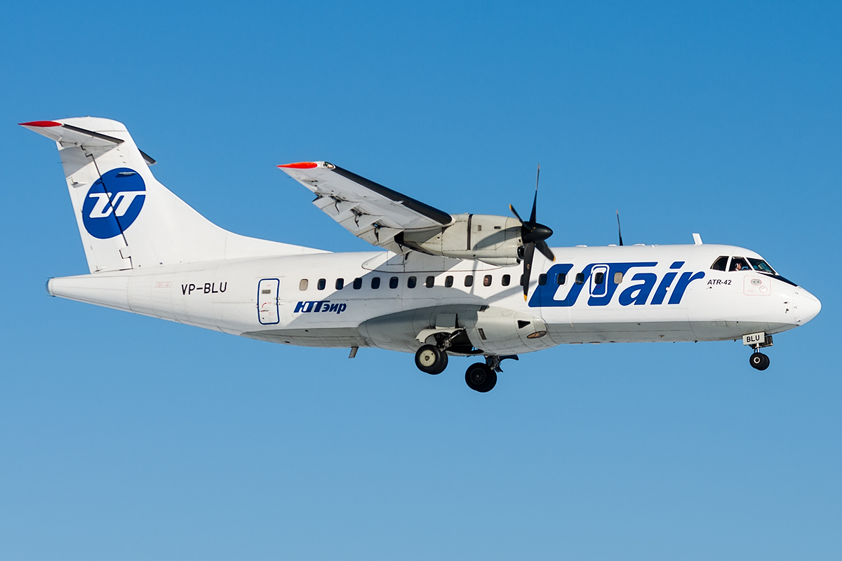VP-BLU · ATR-42-300 · (VKO / UUWW)