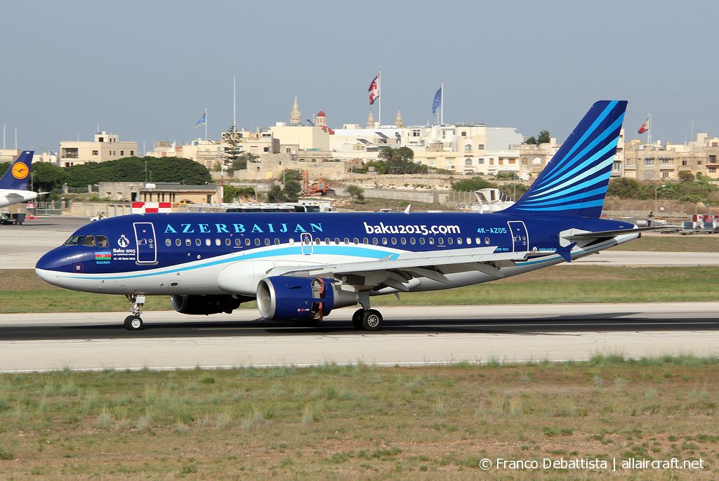 4K-AZ05 · Airbus A319-111 · (MLA / LMML)