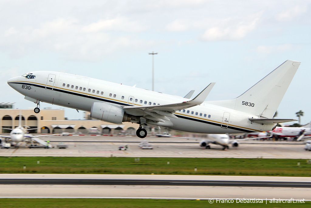 165830 (29980) 2000 Boeing C-40A Clipper