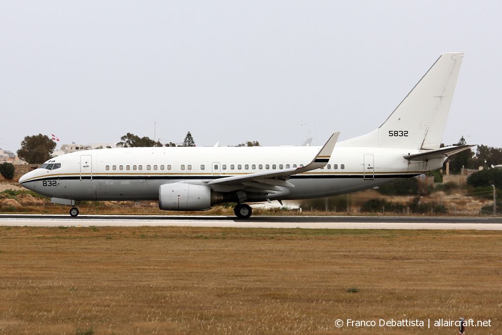 165832 (30781) 2001 Boeing C-40A Clipper