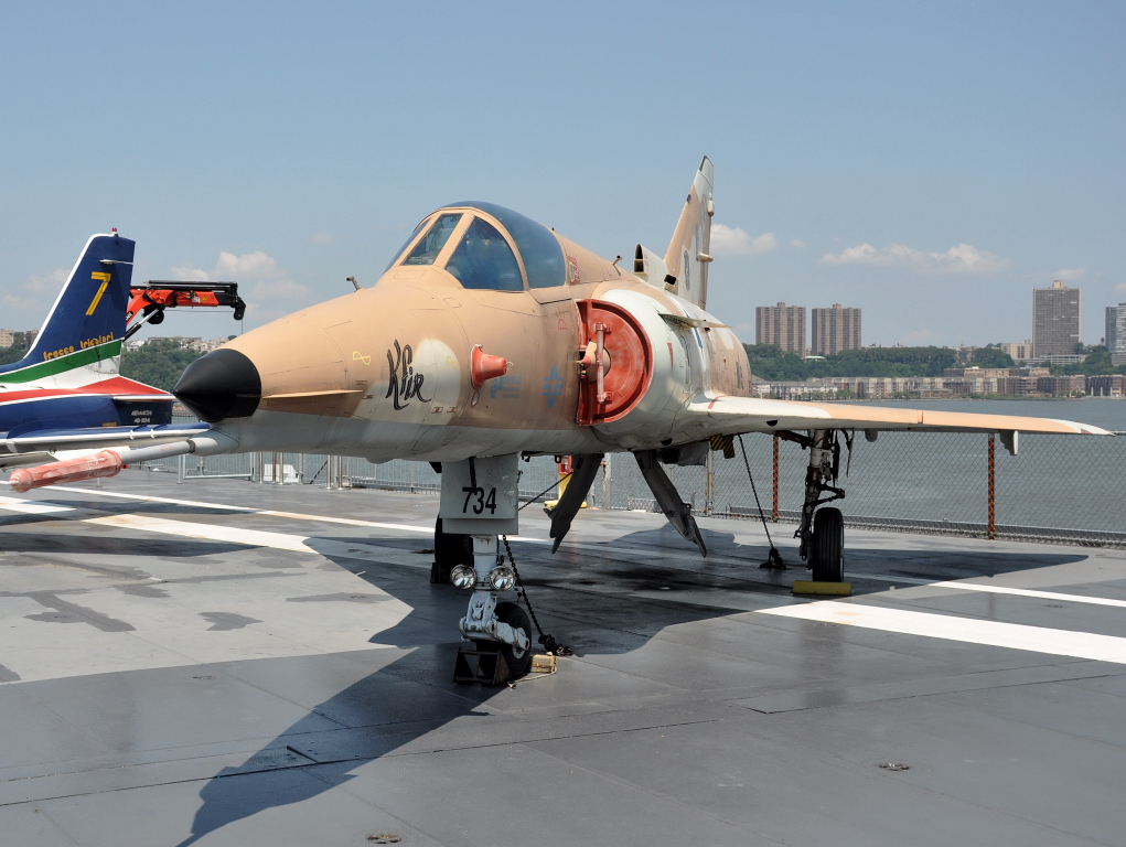 999734 (0237) Israel Aircraft Industries F-21A Kfir