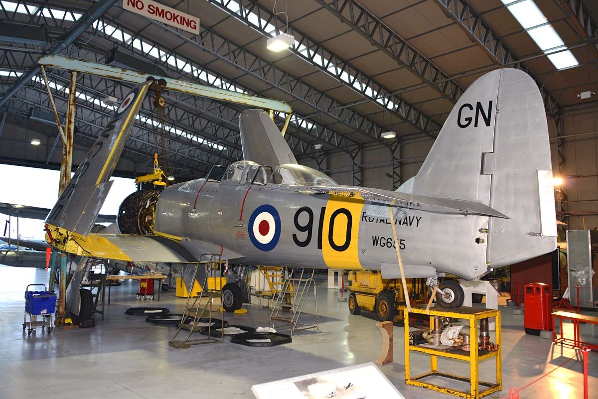 WG655 (41H/636070) 1952 Hawker Sea Fury T20S