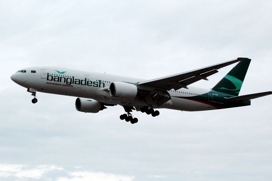 CS-TFM · Boeing 777-212/ER · (LHR / EGLL)