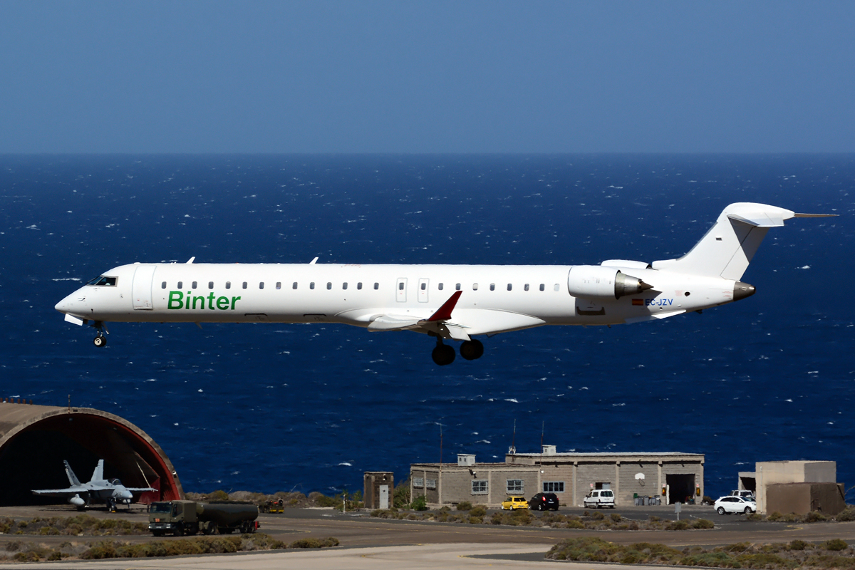 EC-JZV · Bombardier CRJ-900ER · (LPA / GCLP)