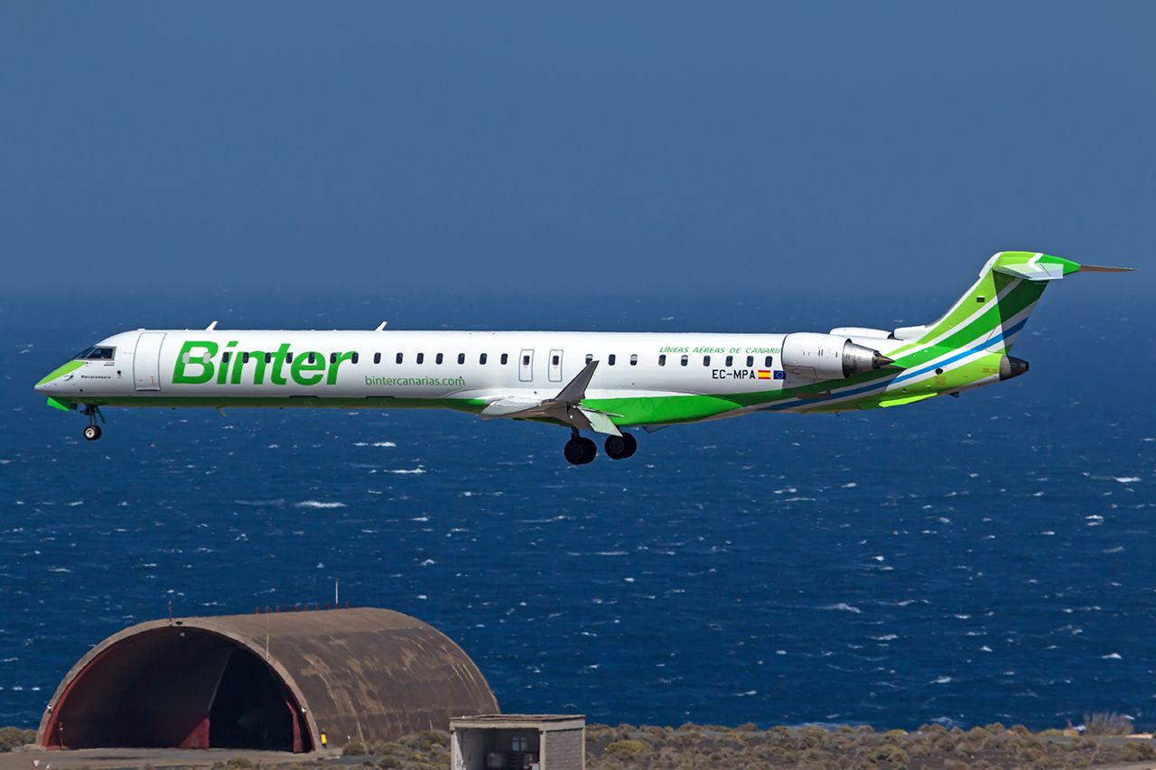 EC-MPA · Bombardier CRJ-1000 · (LPA / GCLP)