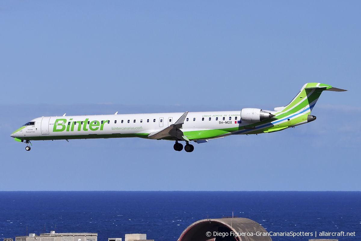 9H-MOX · Bombardier CRJ-1000 · (LPA / GCLP)