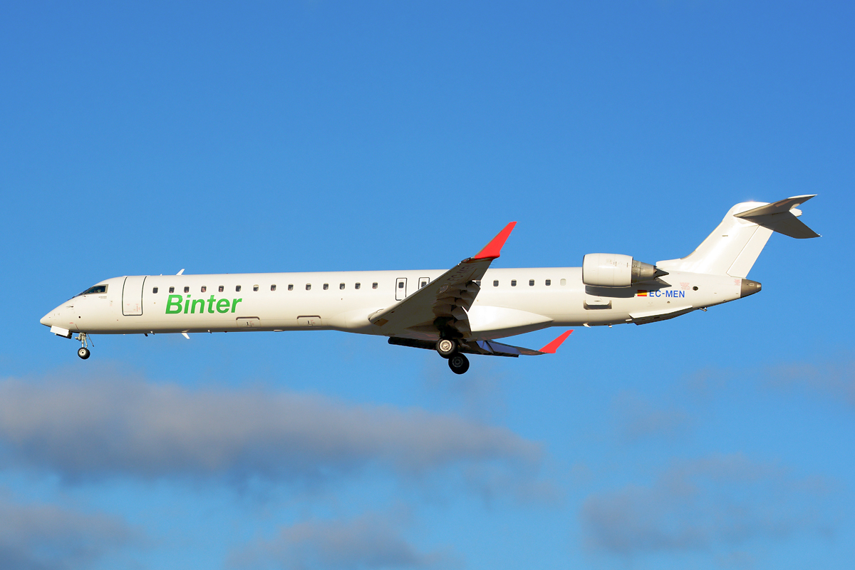 EC-MEN (cn 15063) Bombardier CRJ900ER