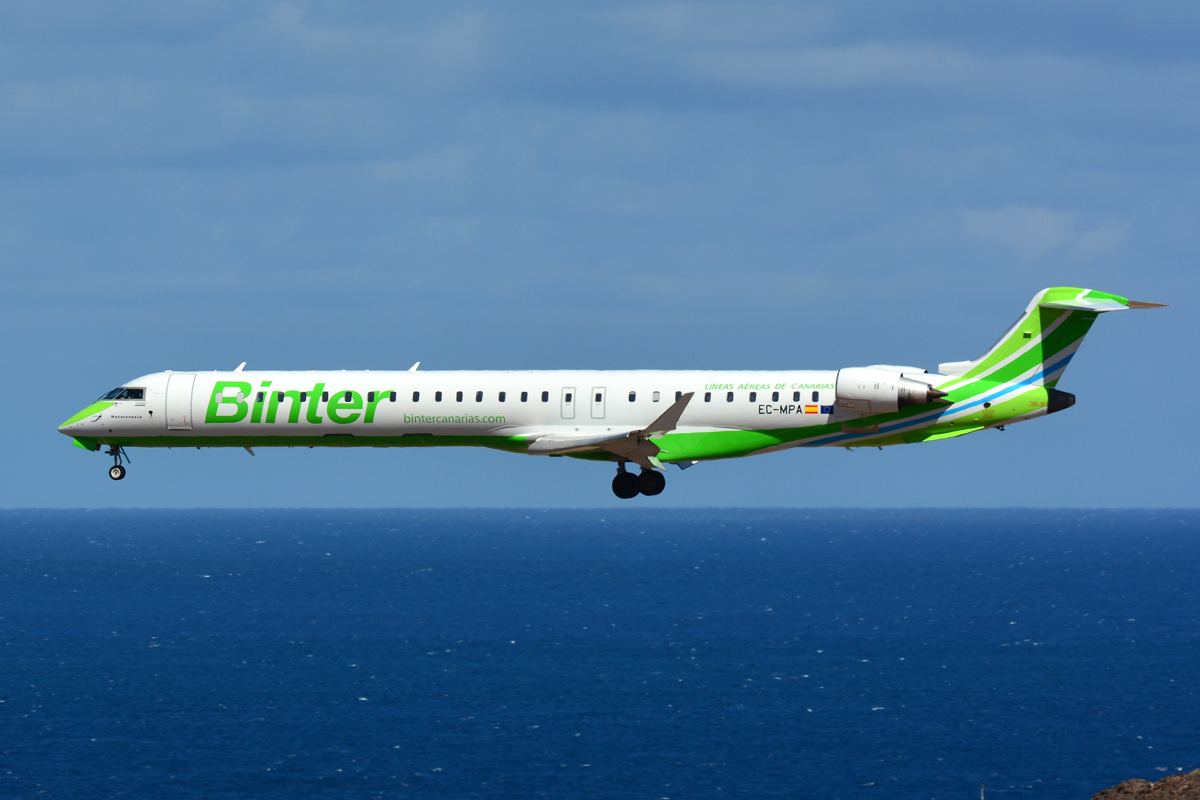 EC-MPA (cn 19054) Bombardier CRJ-1000