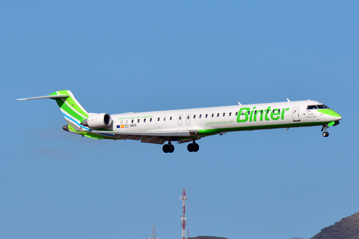 EC-MOX · Bombardier CRJ-1000 · (LPA / GCLP)
