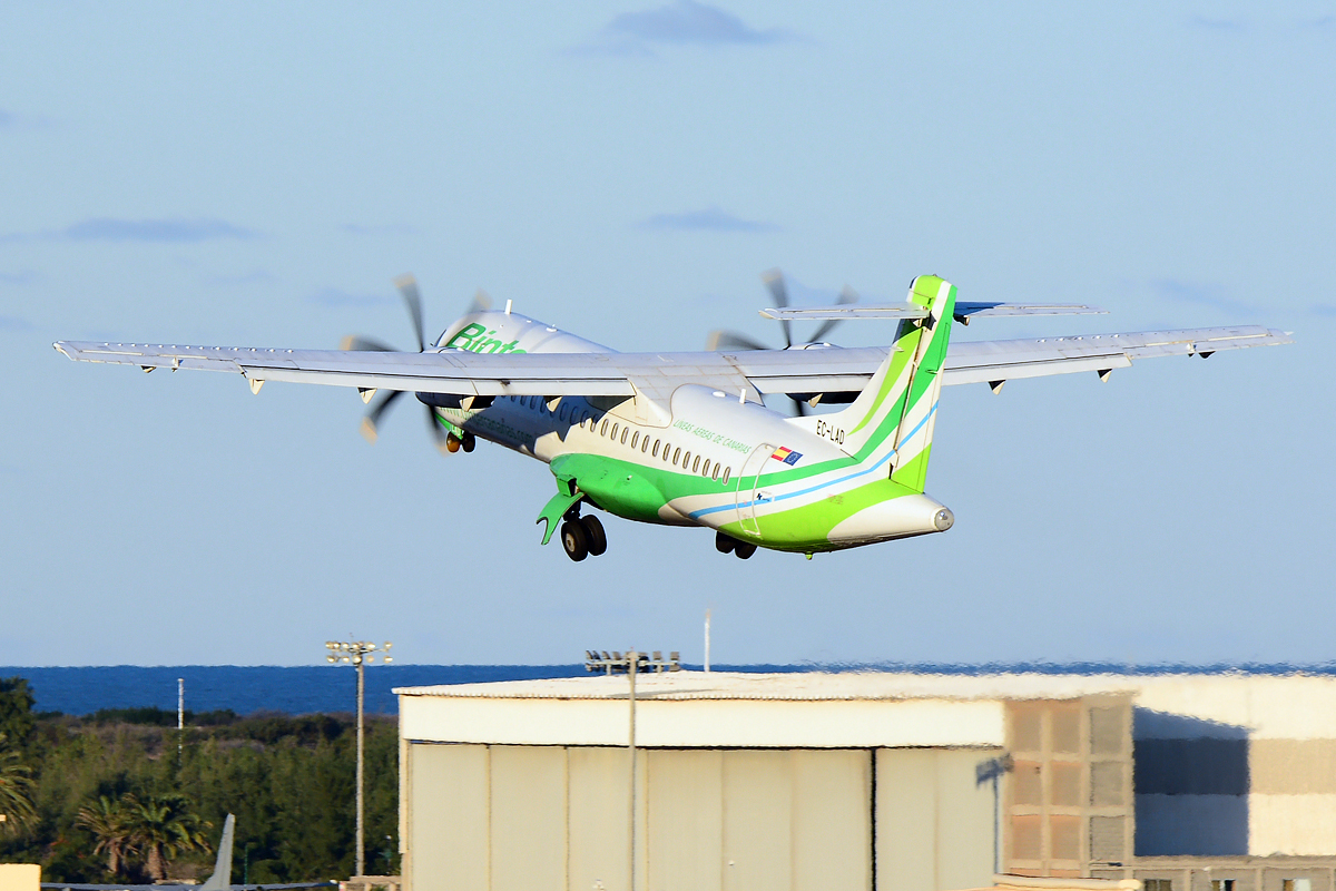 EC-LAD · ATR-72-500 · (LPA / GCLP)