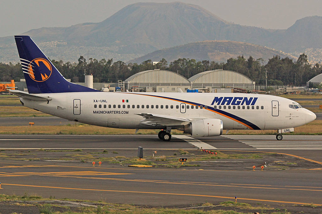 XA-UNL · Boeing 737-322 · (MEX / MMMX)