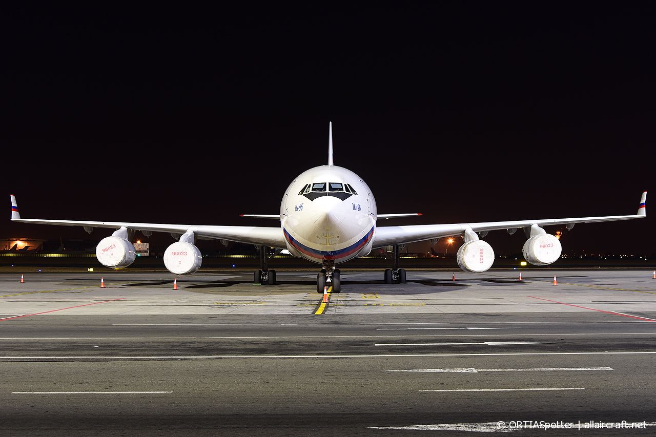 RA-96023 · Ilyushin IL-96-300 · (JNB / FAOR)
