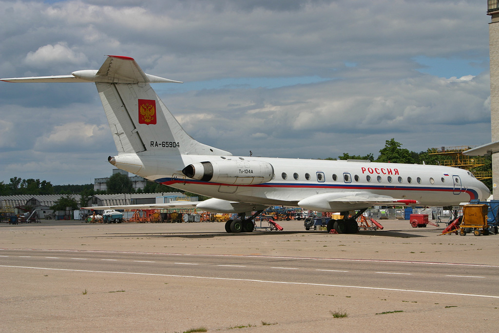 RA-65904, (cn 63953), Tupolev Tu-134A-3