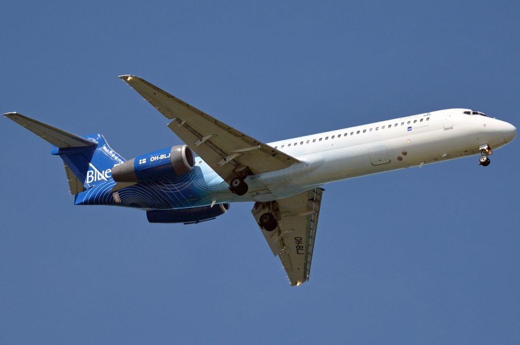OH-BLJ (cn 55065) Boeing 717-23S