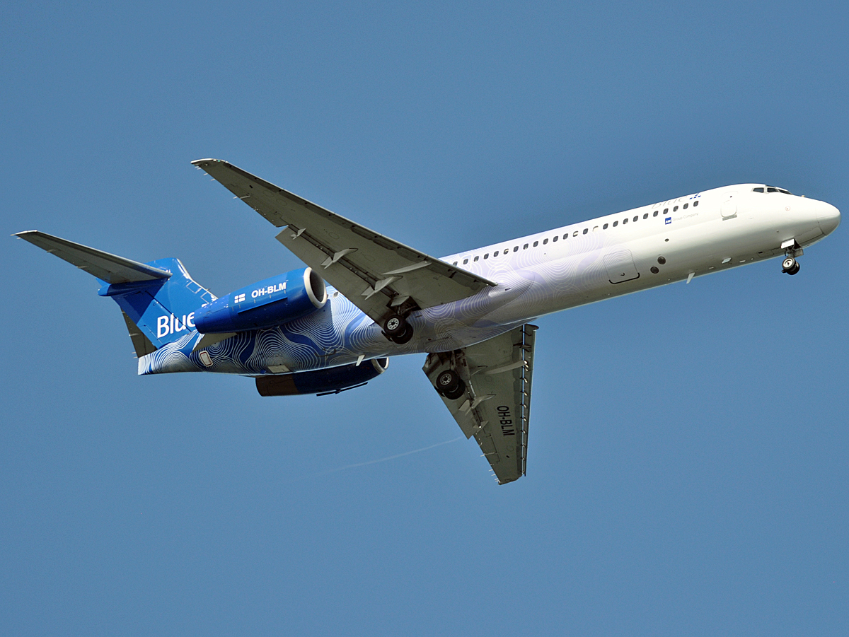 OH-BLM (cn 55066) Boeing 717-23S