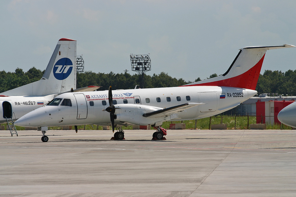 RA-02852 · Embraer EMB-120 · (VKO / UUWW)