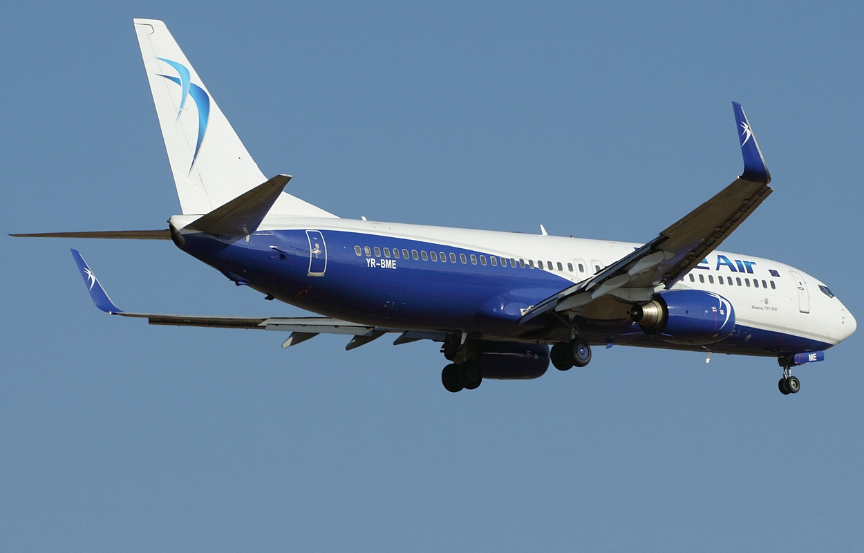 YR-BME · Boeing 737-86N(WL) · (LPA / GCLP)