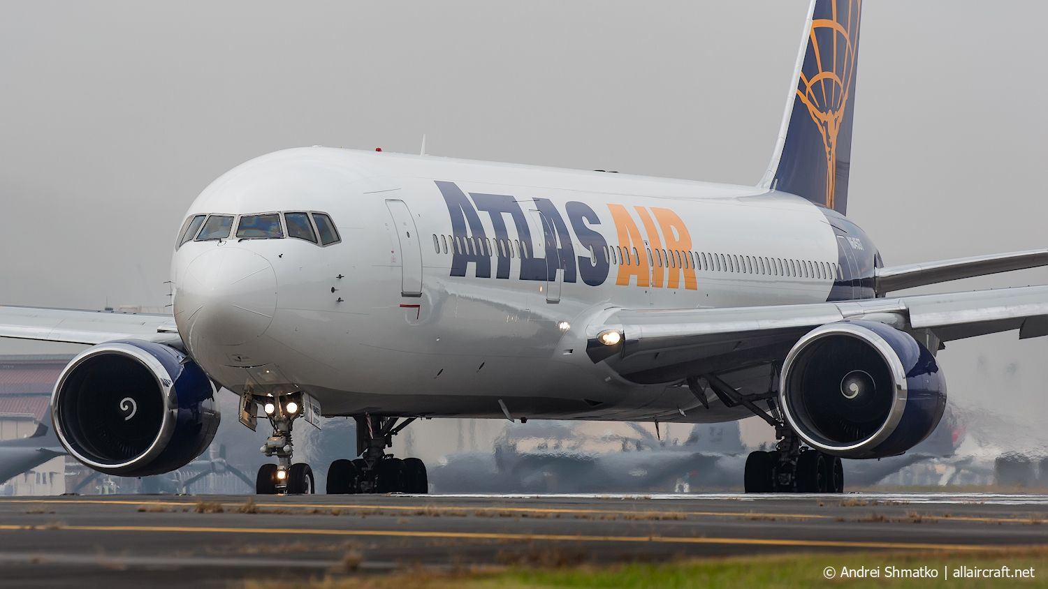 N645GT · Boeing 767-324ER(WL) · (OKO / RJTY)