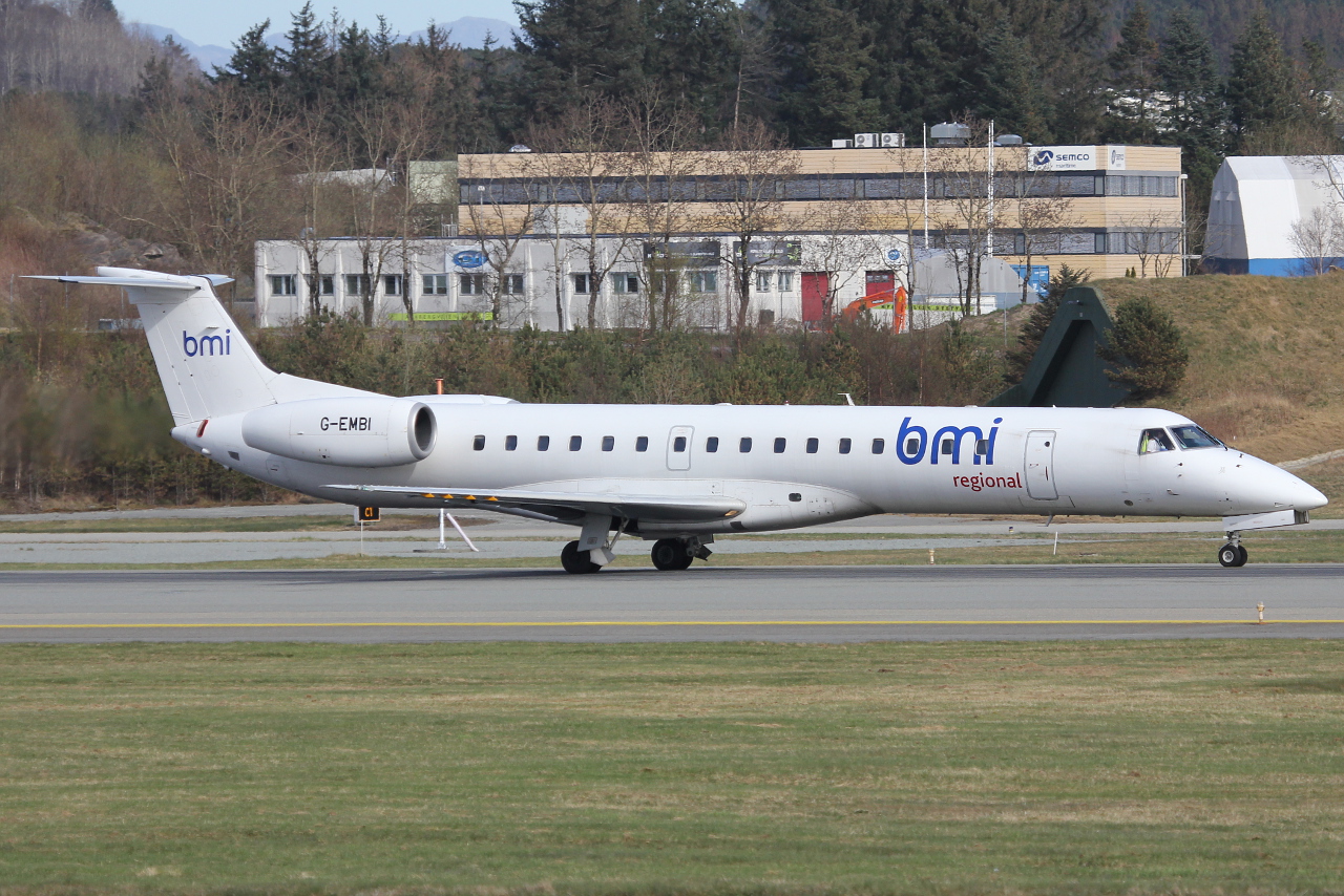 G-EMBI · Embraer ERJ-145EU · (SVG / ENZV)