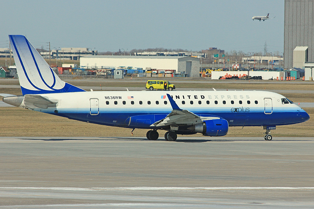 N636RW · Embraer 170-100SE · (YUL / CYUL)