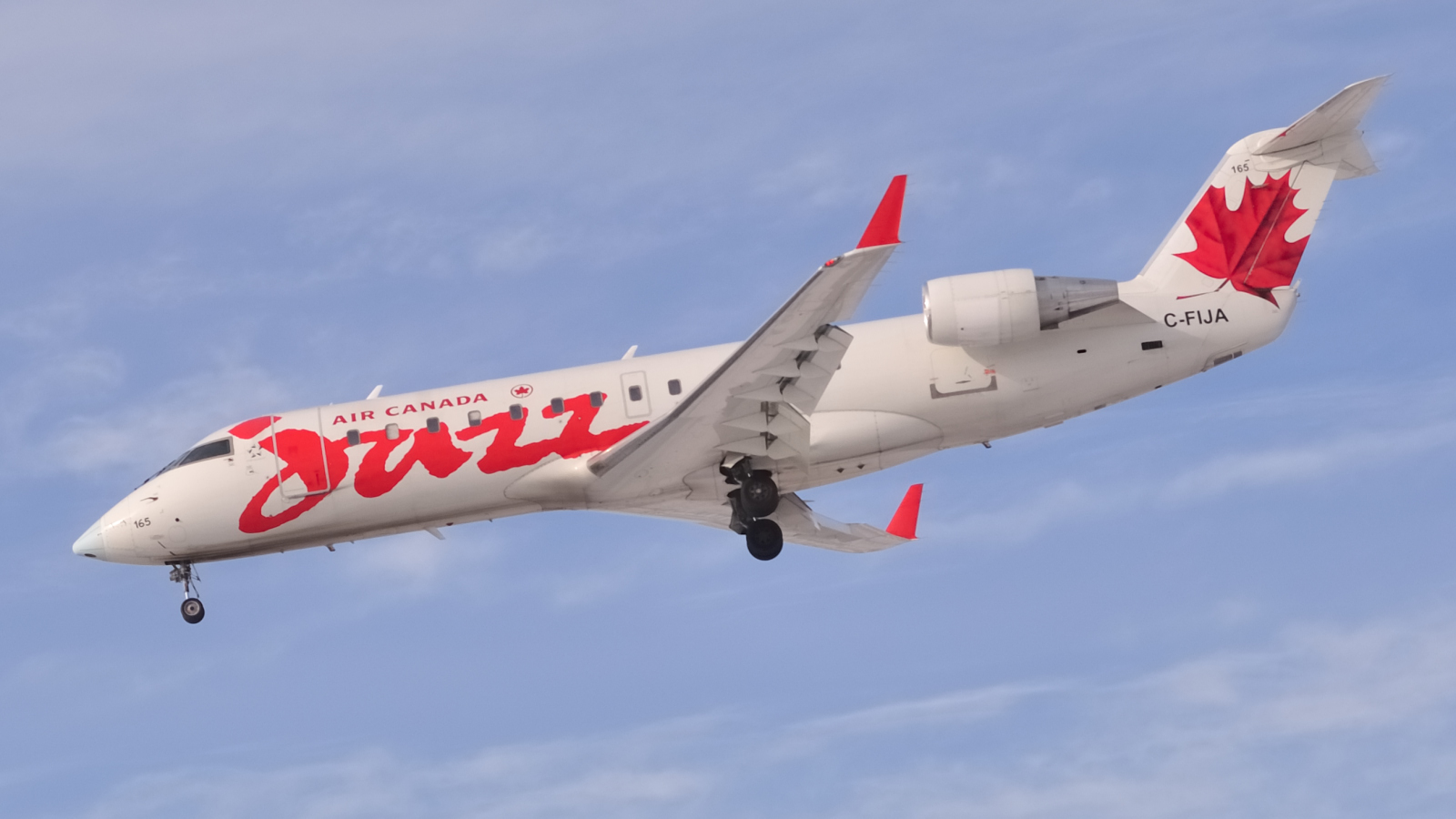 C-FIJA · Bombardier CRJ-200ER · (YUL / CYUL)