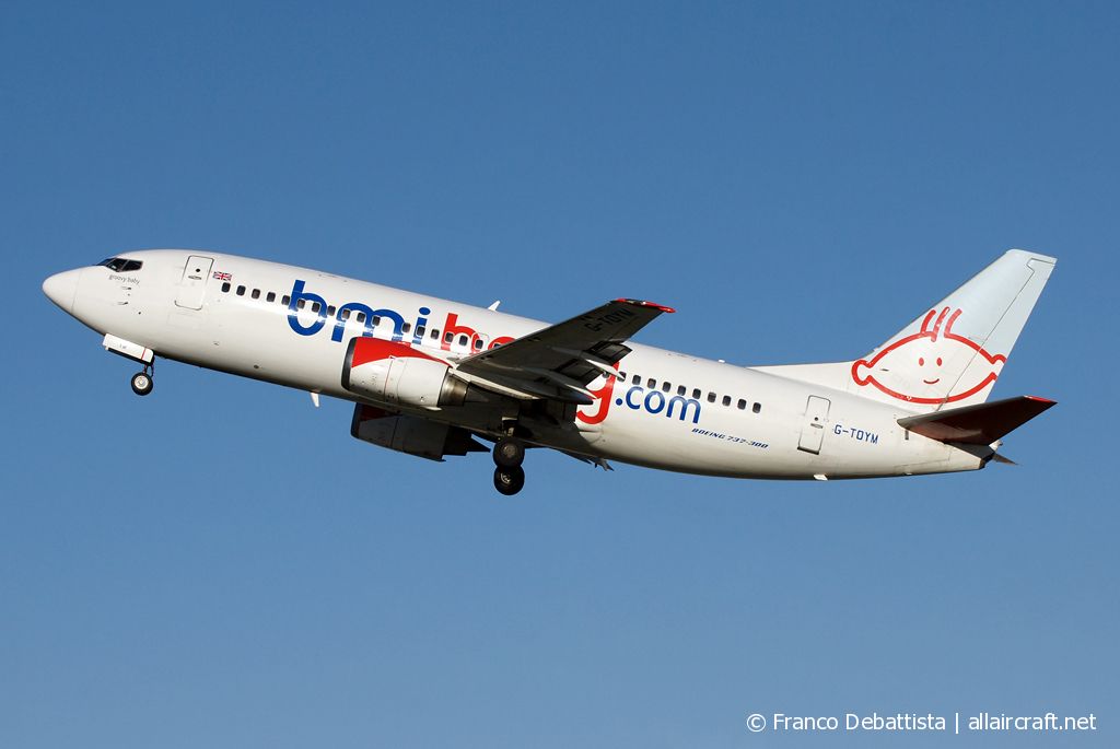 G-TOYM · Boeing 737-36Q · (MLA / LMML)