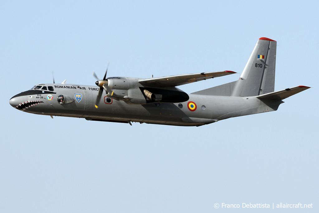 810 (13810) 1985 Antonov An-26