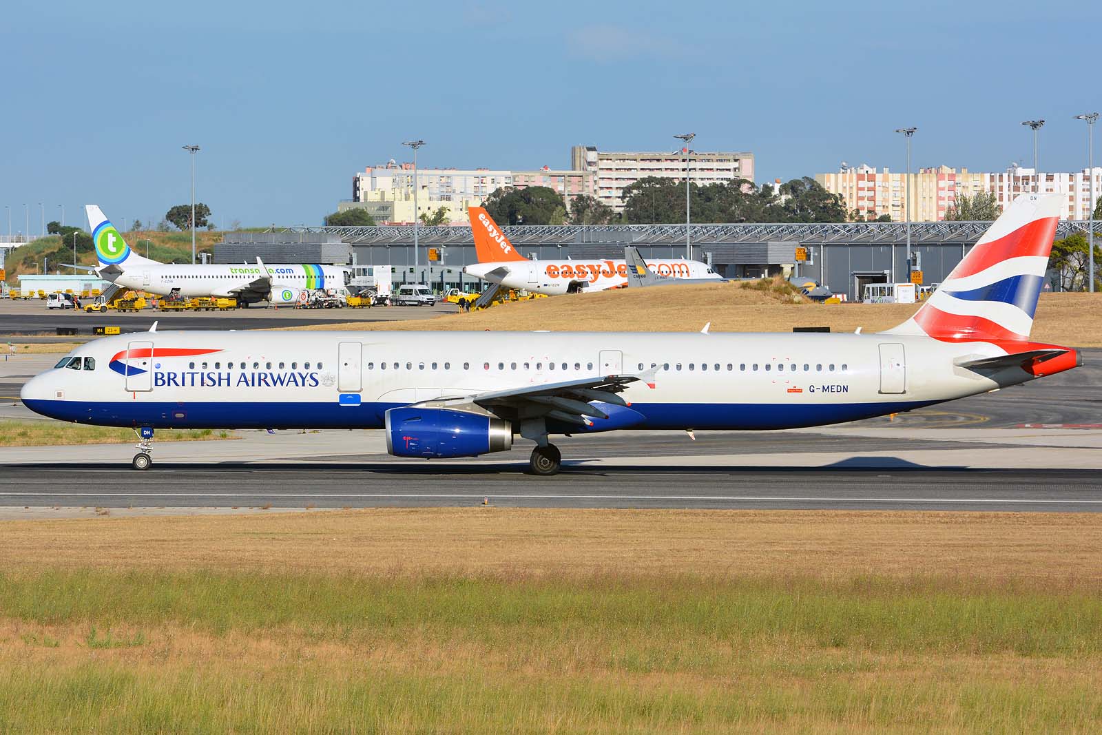G-MEDN · Airbus A321-231 · (LIS / LPPT)
